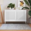 vidaXL Vrata za omarico z letvicami 2 kosa bela 61,5x59,4 cm borovina