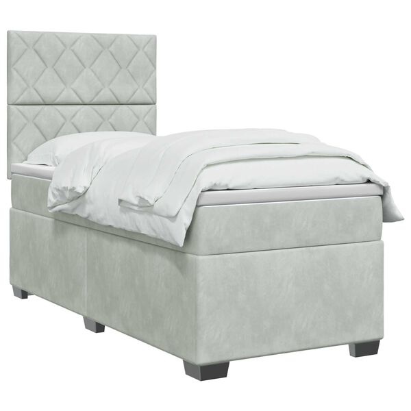 Prikazana fotografija izdelka 3 od 11