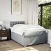 vidaXL Boxspring postelja z vzmetnico svetlo siva 120x190 cm blago