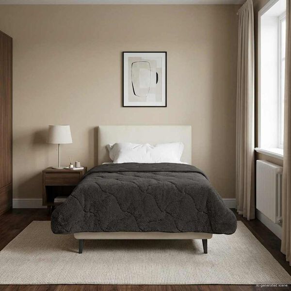 Prikazana fotografija izdelka 4 od 10