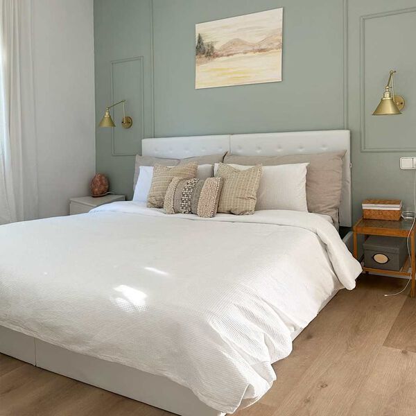 Prikazana fotografija izdelka 3 od 13