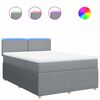 vidaXL Box spring postelja z vzmetnico svetlo siva 140x200 cm blago