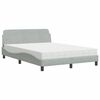 vidaXL Postelja z vzmetnico Dover svetlo siva 120x200 cm žamet