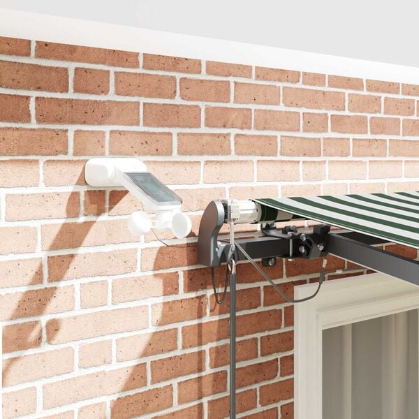 Prikazana fotografija izdelka 4 od 17