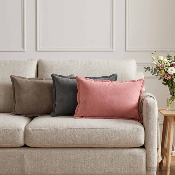 Prikazana fotografija izdelka 2 od 13