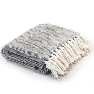 vidaXL Pregrinjalo iz bombaža ribja kost 220x250 cm mornarsko modro