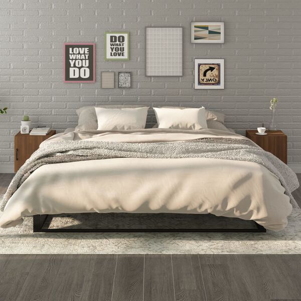 vidaXL Nočna omarica 2 kosa rjavi hrast konstruiran les