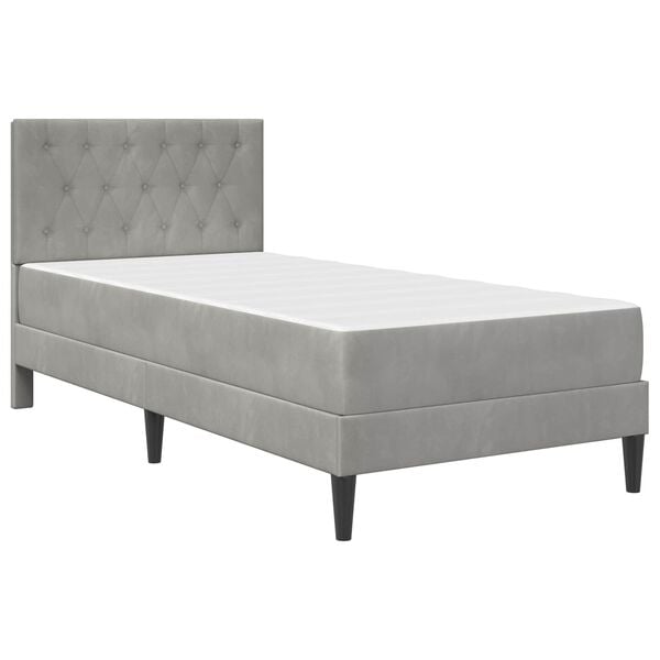 Prikazana fotografija izdelka 3 od 11