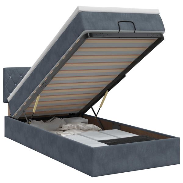 Prikazana fotografija izdelka 1 od 12