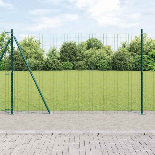 vidaXL Ograja s stebrom Zelena 1,5 x 10 m Jeklo in PVC