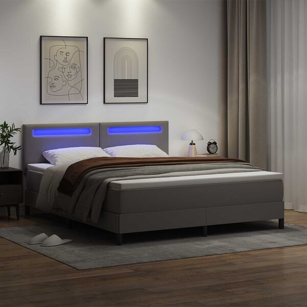 Prikazana fotografija izdelka 4 od 12