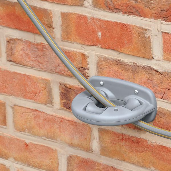 Hozelock Stenski kolut za cev 30 m s 15 m cevjo