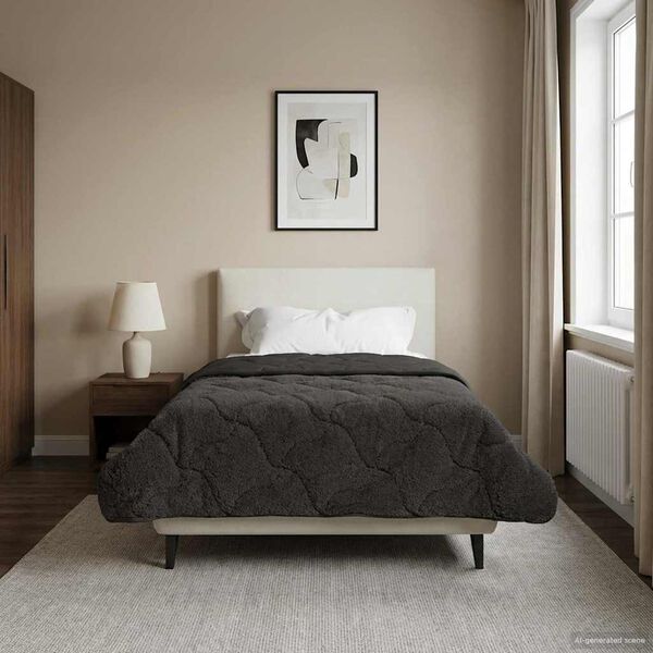 Prikazana fotografija izdelka 2 od 10