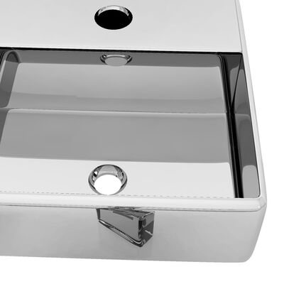 vidaXL Umivalnik z odprtino za pipo 38x30x11,5 cm keramičen srebrn