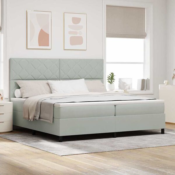 Prikazana fotografija izdelka 2 od 14