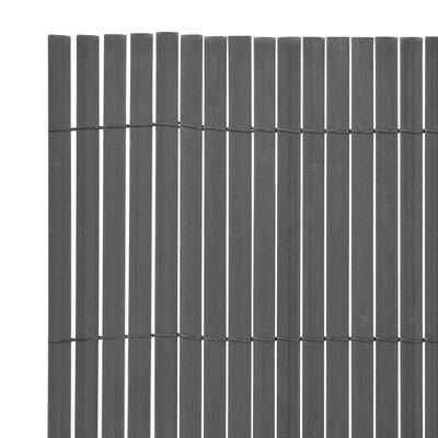 vidaXL Dvostranska vrtna ograja PVC 90x500 cm siva