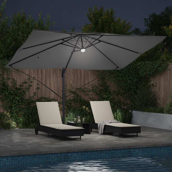 Prikazana fotografija izdelka 4 od 16