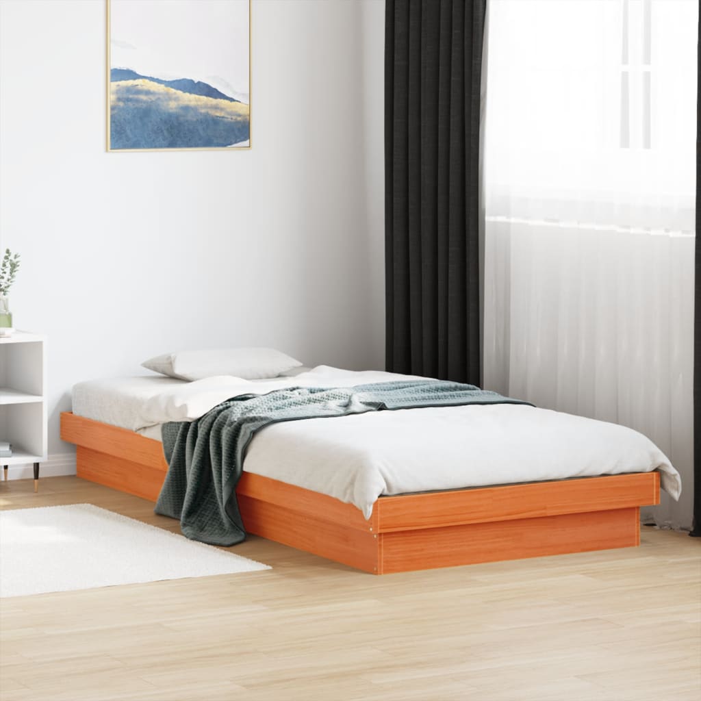 vidaXL LED posteljni okvir voščeno rjav 90x200 cm trdna borovina