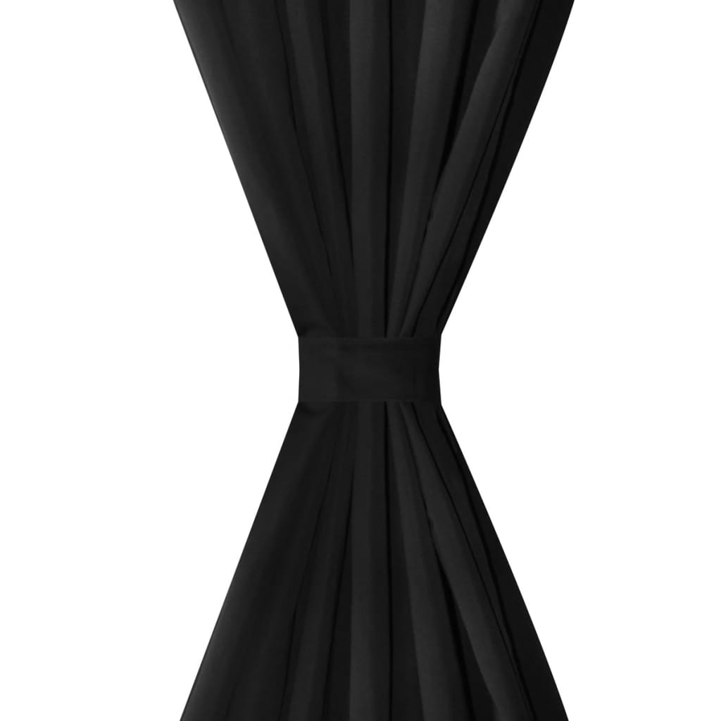 2 kosa črnih satenasih zaves z obročki 140 x 245 cm