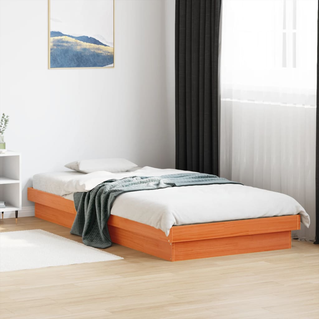 vidaXL LED posteljni okvir voščeno rjav 90x190 cm trdna borovina