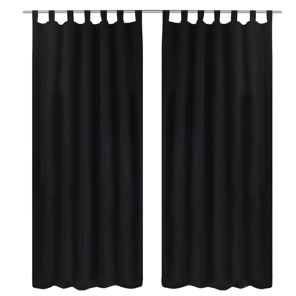 2 kosa črnih satenasih zaves z obročki 140 x 175 cm