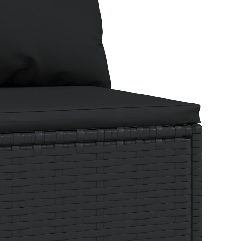 vidaXL Vrtni sredinski kavč z blazinami črn poli ratan